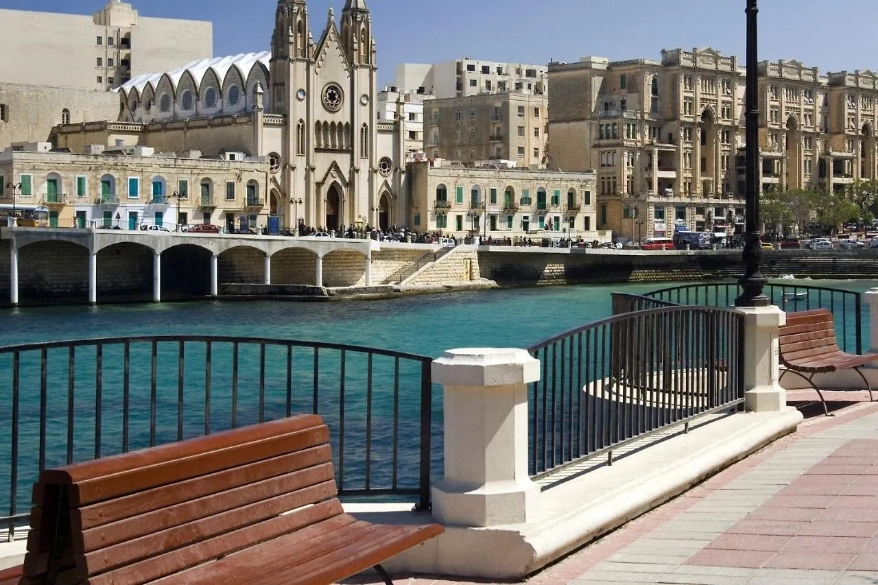 Luxury Seafront Oasis In Central Sliema W/ Pool 0*,  Malta